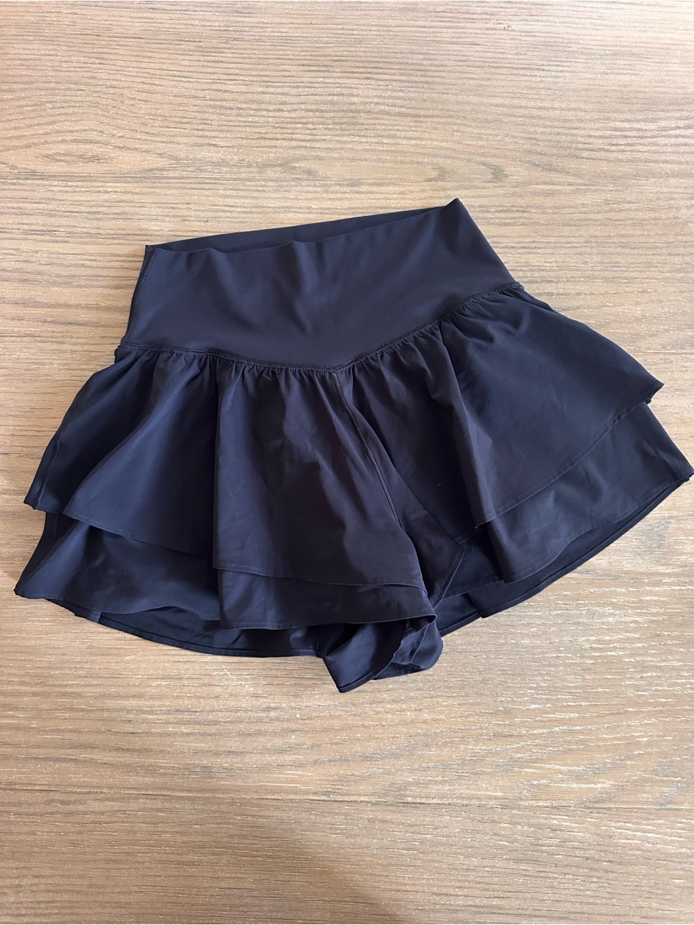 OFFLINE by Aerie Black Ruffle Flounce Skort Size Medium